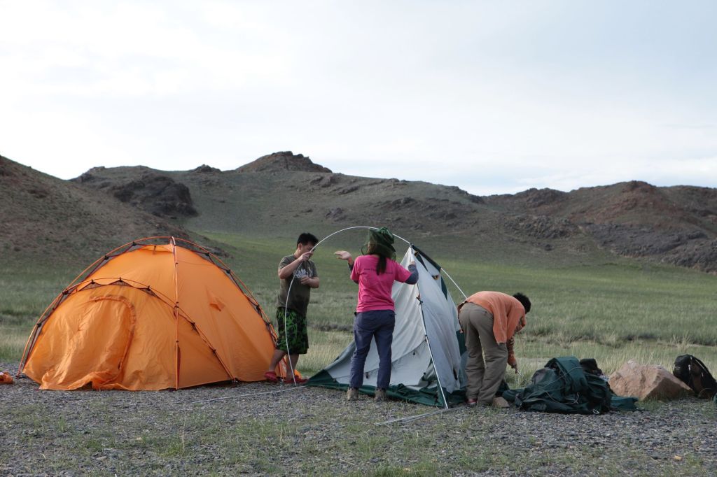 คืนแรกริมทะเลสาบ: การเริ่มต้นของการเดินทางแบบใหม่