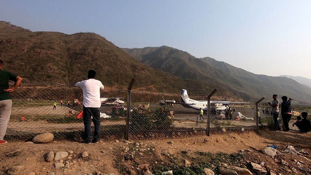 เดินทางไปสนามบินลุกลา