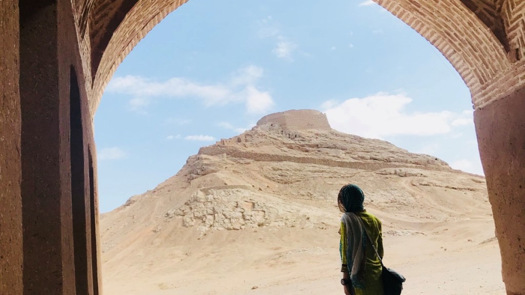 Zoroastrian Towers of Silence หอแห่งความเงียบงัน