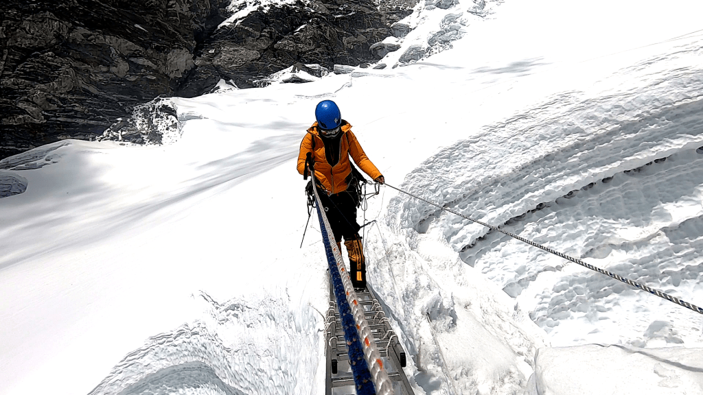 บันทึกวันขึ้นยอด Island Peak