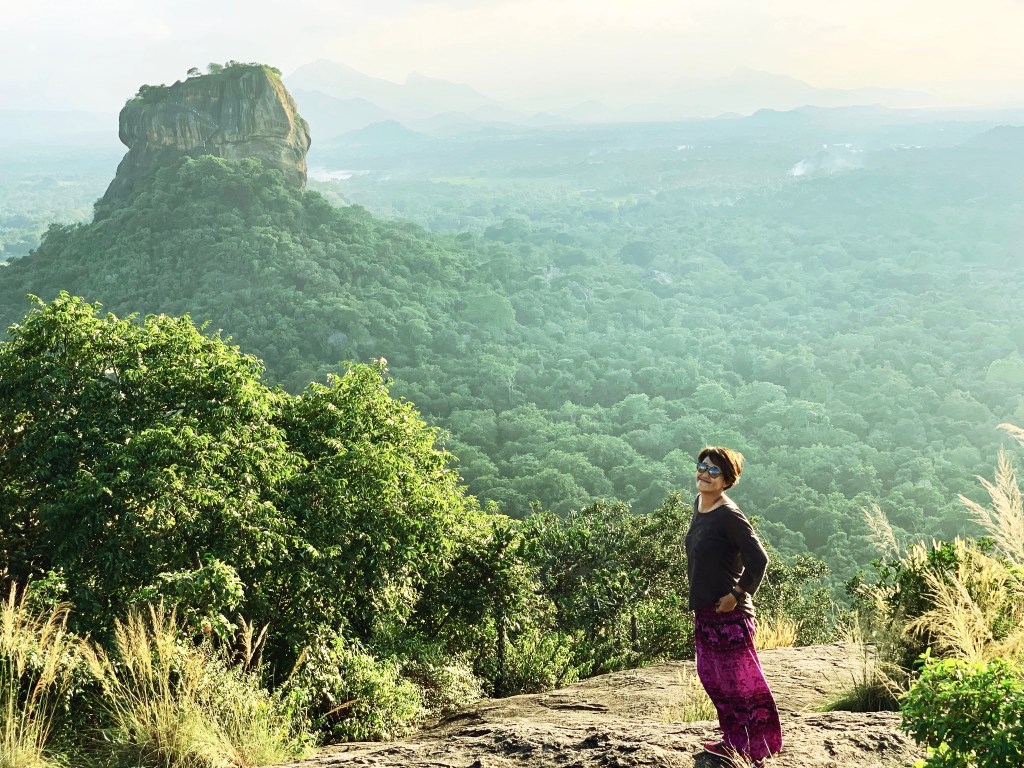 Pidurangala หรือ Small Rock จุดชมวิว Lion Rock