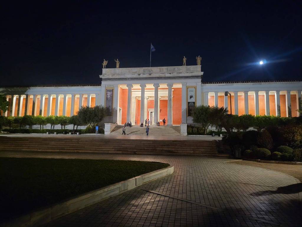 วันแรกที่เอเธนส์: โดนเท หลงทาง แต่จบด้วยศิลปะกรีกโบราณ