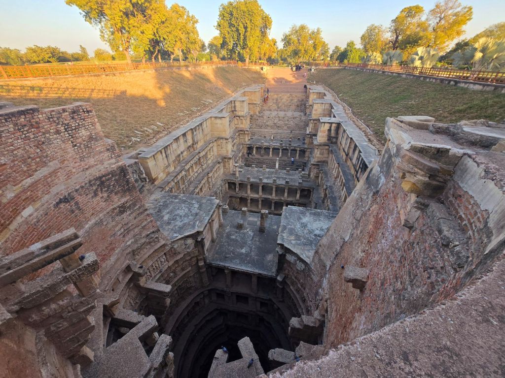 Rani ki Vav: บ่อน้ำขั้นบันไดมหัศจรรย์แห่งอินเดีย