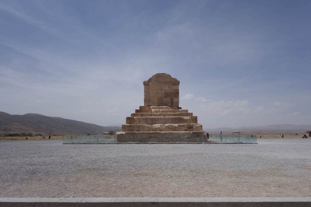 ไซรัสมหาราช (Cyrus the Great): ราชาแห่งจักรวรรดิเปอร์เซียผู้วางรากฐานอารยธรรมโลก